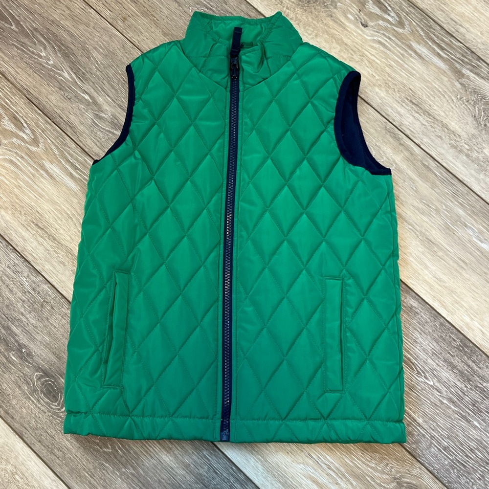 Like New The Cat & Jack quilted puffer vest size S(6/7)